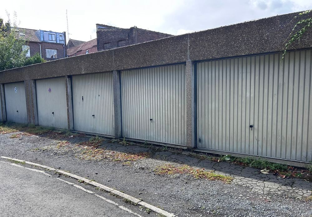 Vente Parking/Garage Lot de 12 garages tous loués Roubaix