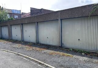  Parking / Garage � vendre 144 m�