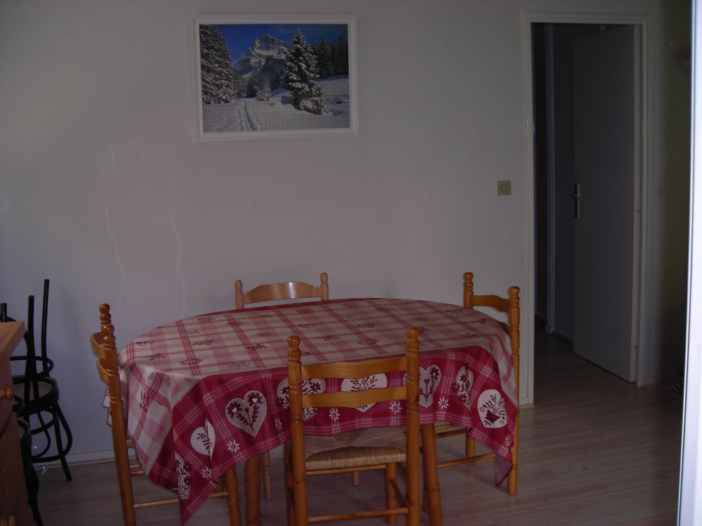   VACANCES OU CURES A LUCHON DANS LES PYRENEES Midi-Pyrénées, Bagnères-de-Luchon (31110)