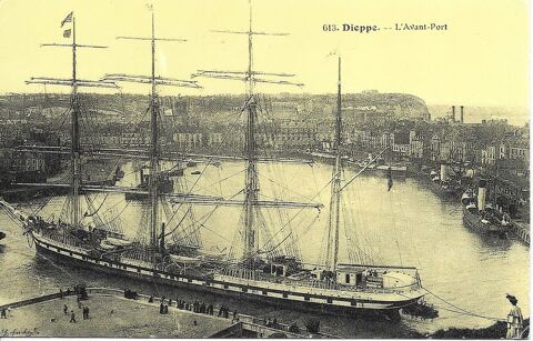 76 Dieppe , L,Avant- Port 5 Tours (37)