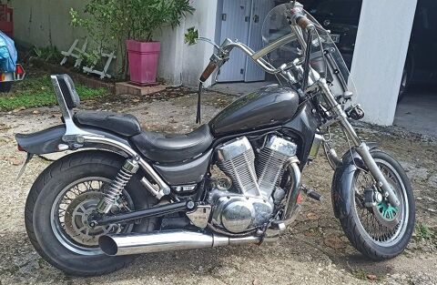 Moto SUZUKI 1990 occasion Vierzon 18100