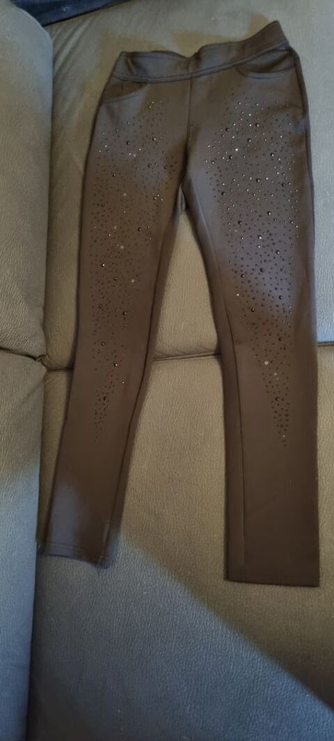 Pantalon strass - T. 34 3 Aix-les-Bains (73)
