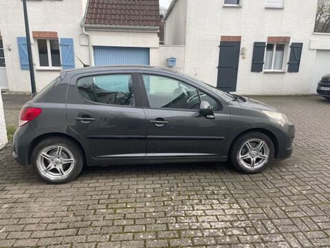Peugeot 207 1.4 HDi 70ch BLUE LION Active 2010 occasion Croix 59170