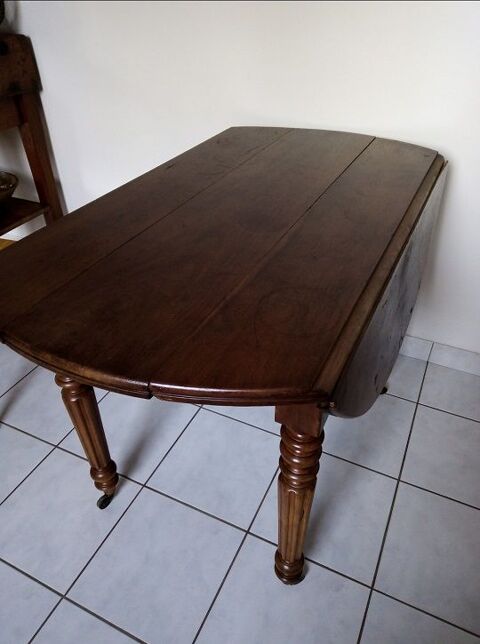 table ronde 0 Gurande (44)