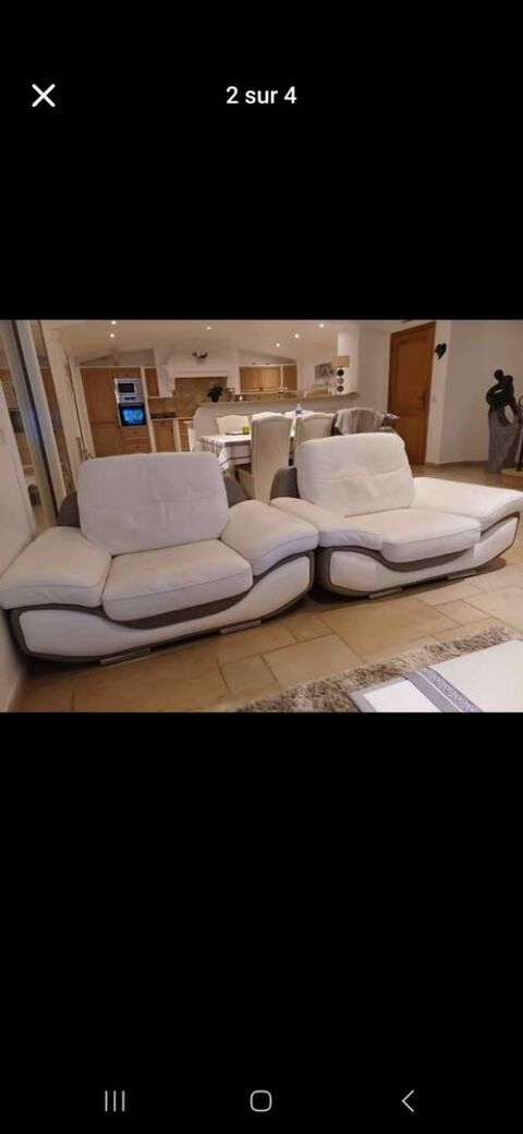 Canap plus 2 fauteuils en cuir de chez mobilier de France 500 Tourrettes-sur-Loup (06)