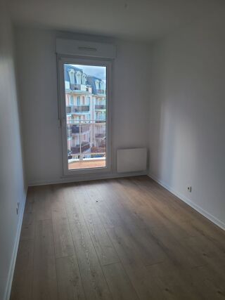  Appartement à louer 3 pièces 67 m²