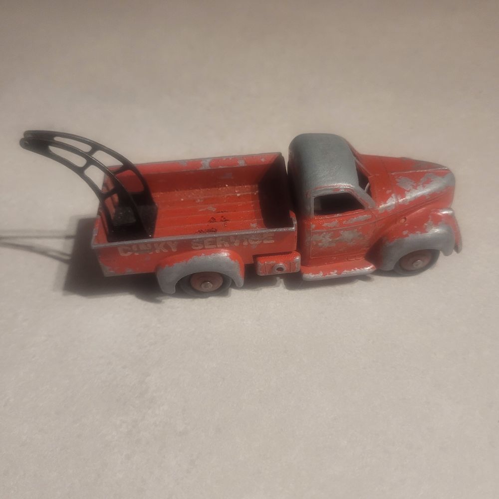 DINKY TOYS AUTHENTIQUES 
