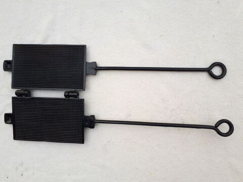 Gaufrier fin rectangulaire ancien en fonte 65 Montigny-Lencoup (77)