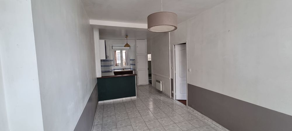 Location Appartement T2, a LISLE, c'est un rez de chaussée, Lisle