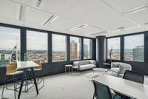   Un bureau au design remarquable pour 4 personnes à Lyon, Spaces Part-Dieu  