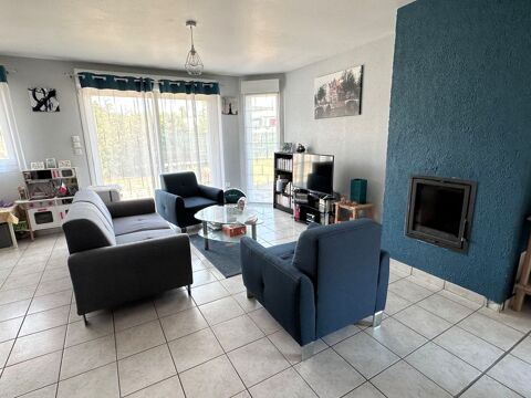   Maison sur terrain plat et clos  Maison - 6 pièce(s) - 120 m²