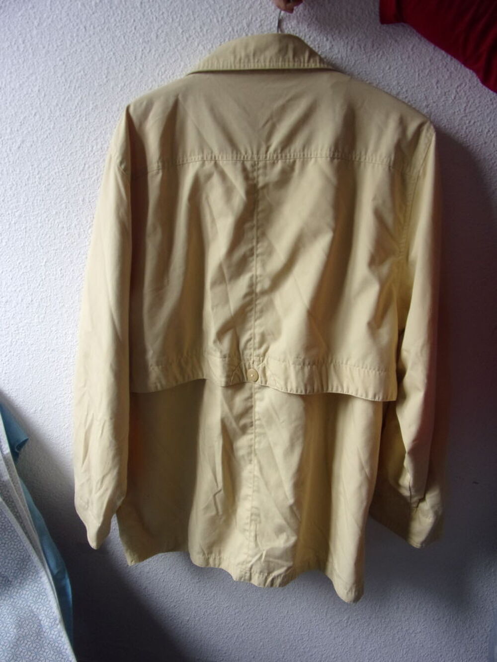 veste 3/4 d'&eacute;t&eacute; bien l&eacute;g&egrave;re t48 Vêtements