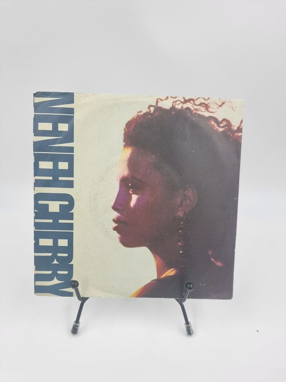Vinyle 45 tours Neneh Cherry avec fourreau	 CD et vinyles