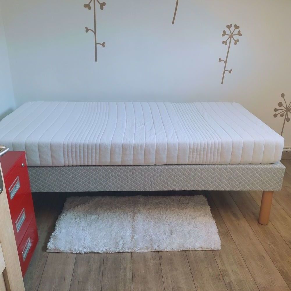 Matelas + sommier 1 personne Meubles