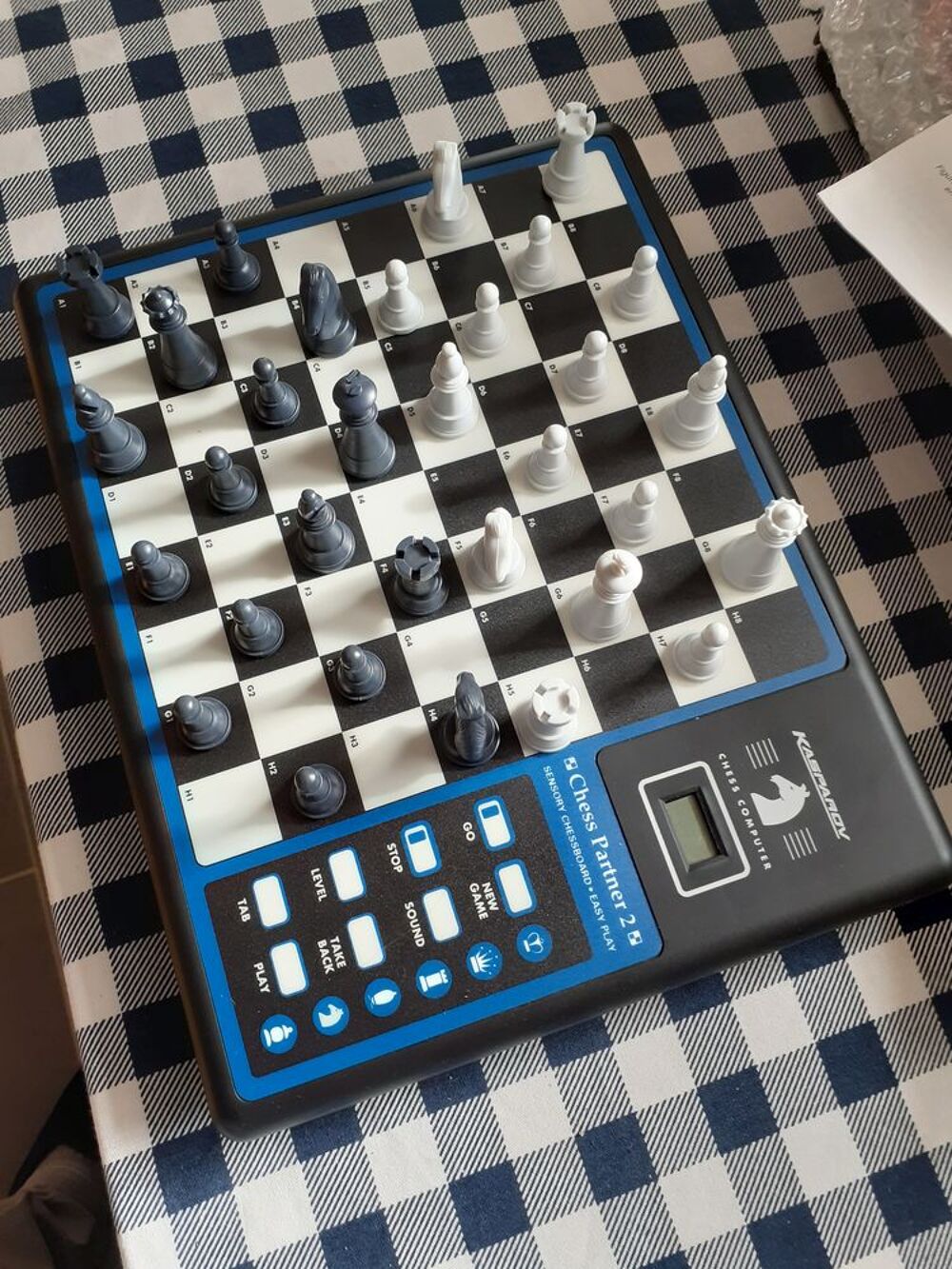 jeu d'echec SAITEK chess partner 2
Consoles et jeux vidéos
