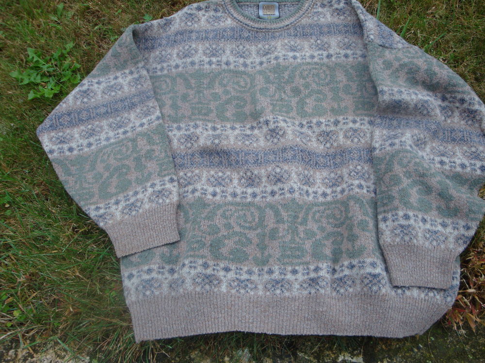 Pull encolure ras le cou Marque GABRIEL D'AUTHIE Vêtements