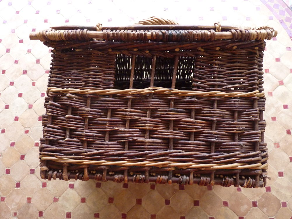 Panier en osier pour chat D�coration