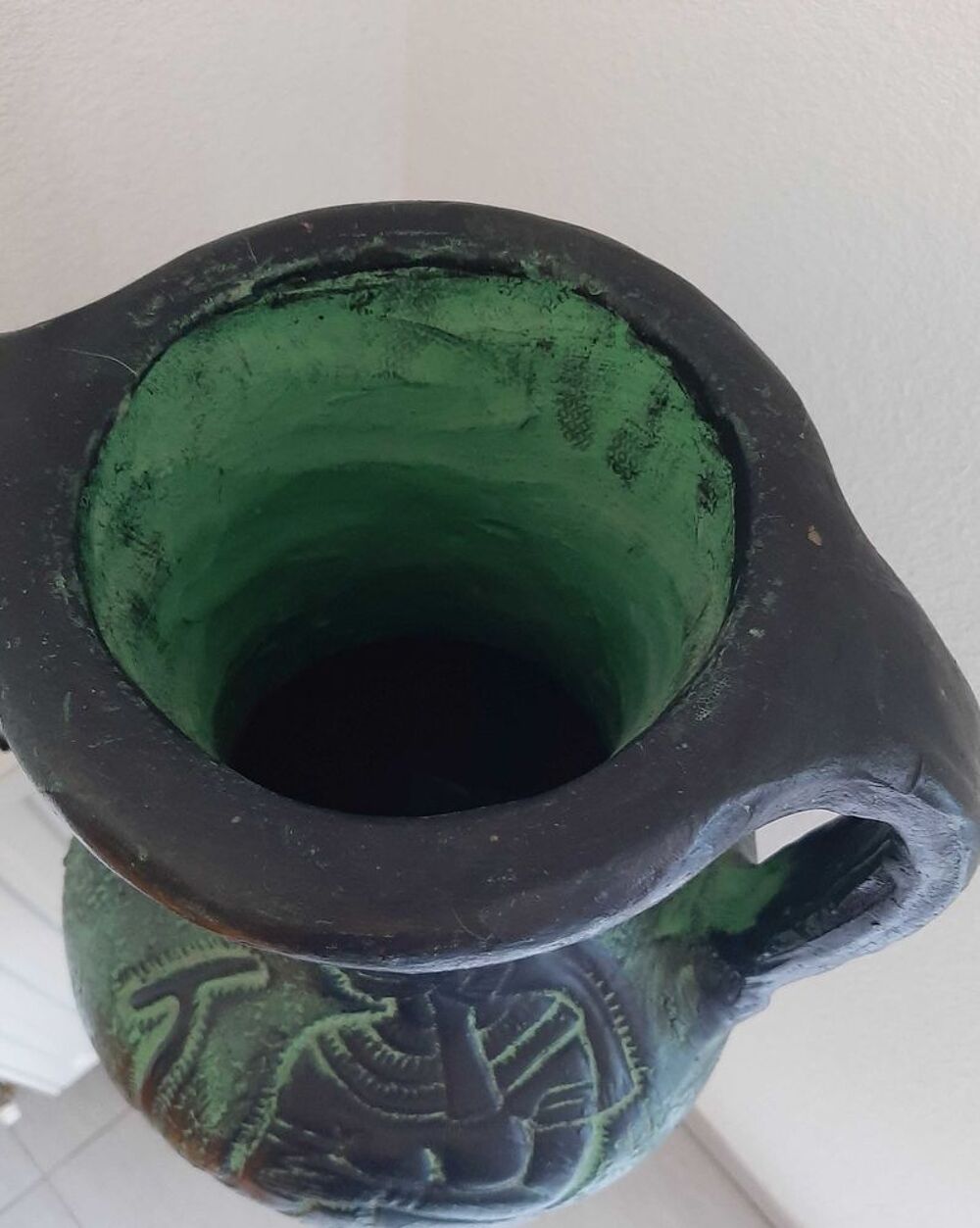 Magnifique amphore de style
&eacute;gyptien.
Tr&egrave;s bel objet de d&eacute;coration Décoration