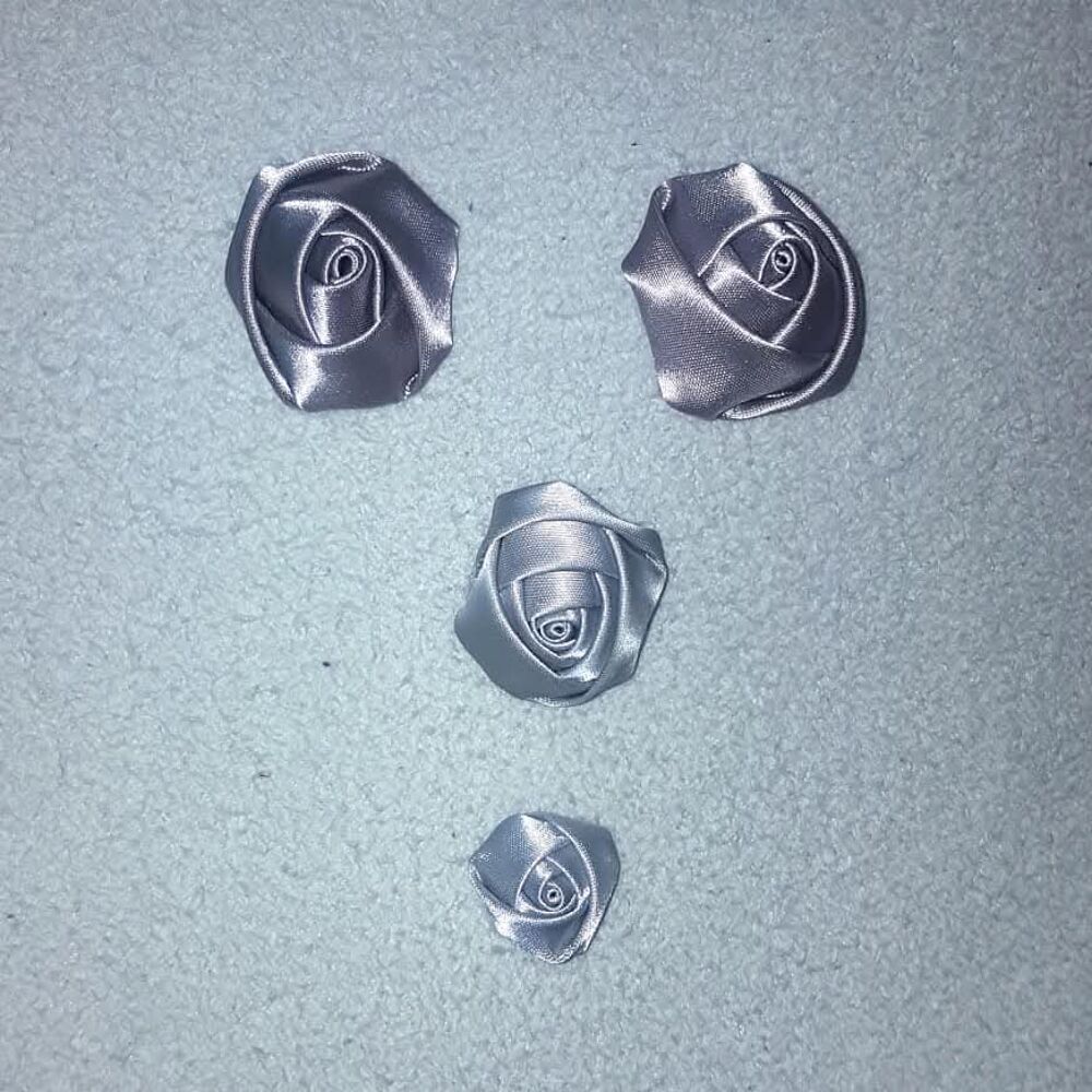 Fleurs en soie, pour cheveux-d&eacute;co-habit Bijoux et montres