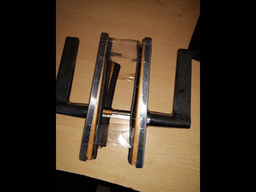 POIGNEE INOX POUR PORTE VITREE Meubles
