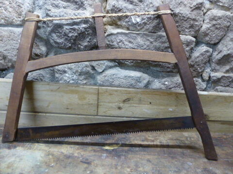 Scie à cadre ancienne en bois 83 cm Melrand (56)