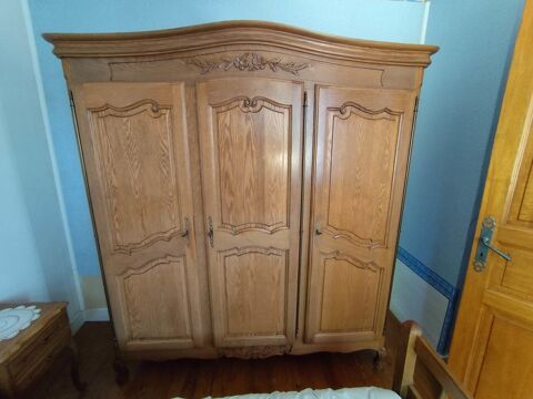 Chambre complte armoire, lit, chevets. 160 Yainville (76)