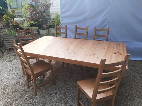 Table IKEA en pin massif 320 Saint-Cézaire-sur-Siagne (06)