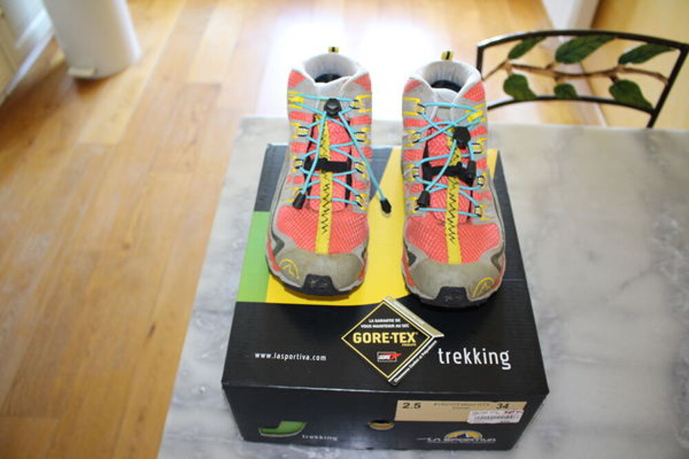 Chaussures de randonn&eacute;e Chaussures