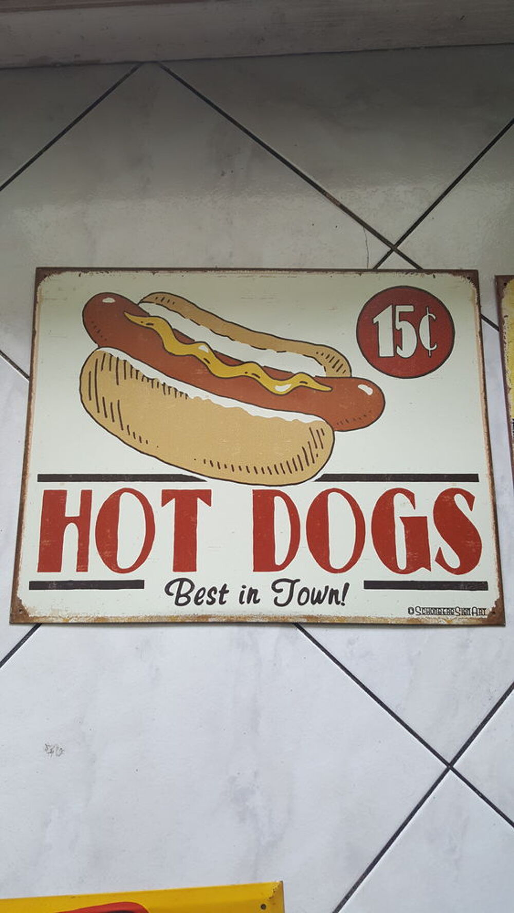 4 plaque vintage dont une &eacute;maill&eacute;e tbe Décoration