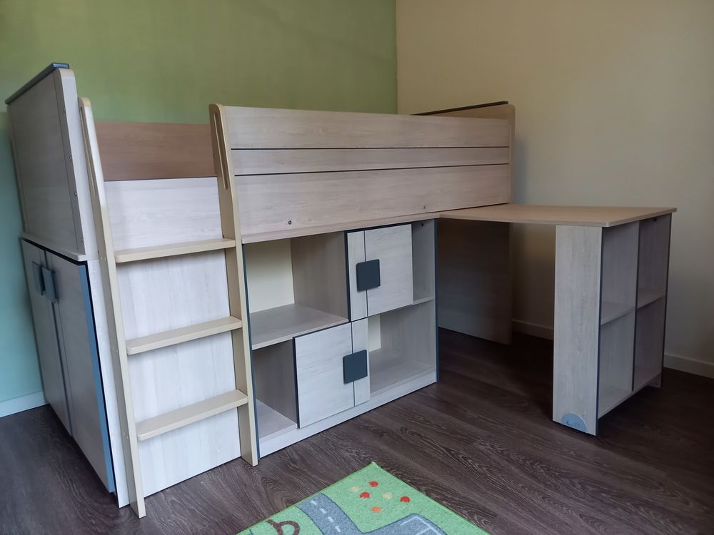 Lit combin&eacute; enfant avec bureau Meubles