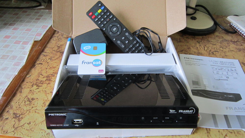 decodeur fransat neuf avec ou sans la carte Matériel informatique