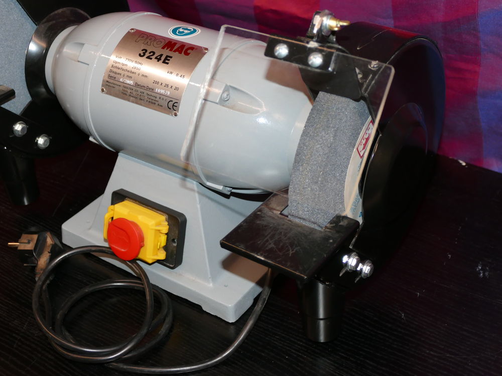 Touret &agrave; meuler PROMAC 324E Bricolage