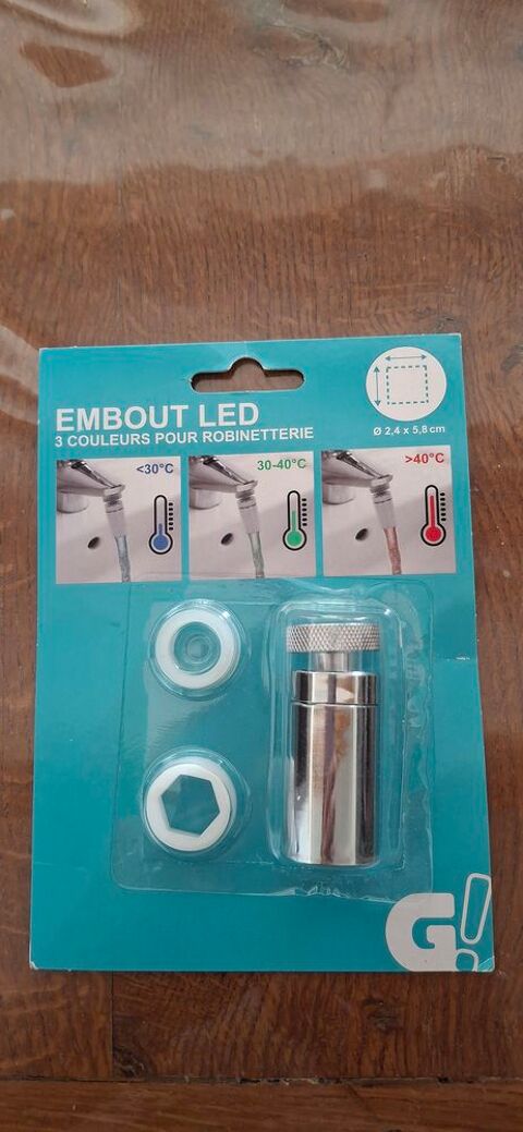 Embout led 3 couleurs pour robinetterie Villiers (86)