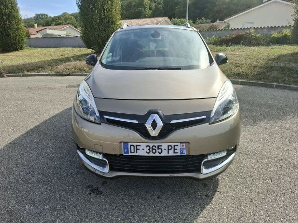 Sc&eacute;nic III Scenic dCi 110 Energy FAP eco2 Bose Edition 2014 occasion 69320 Feyzin