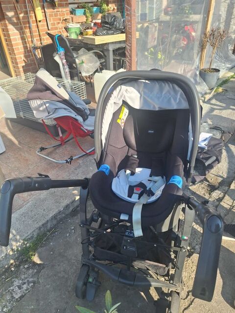 poussette 110 Fenain (59)