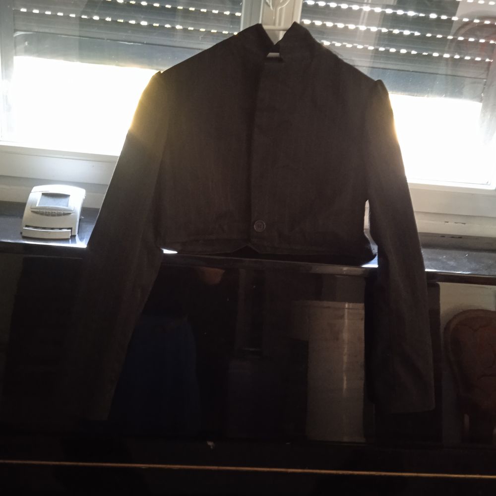 Veste blaser Manoukian T 40 ray&eacute;e gris et noir Vêtements