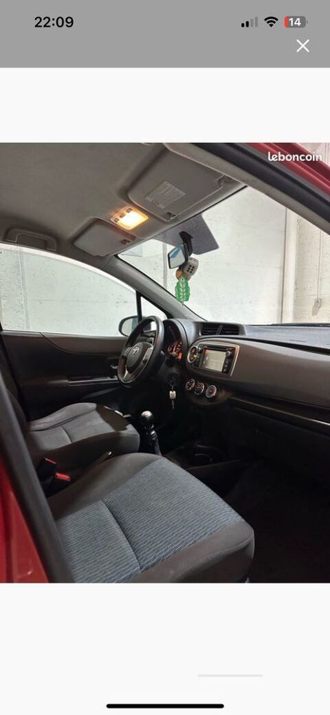 Toyota Yaris 1.4 - 90 D-4D Confort MultiMode 2012 occasion Tourcoing 59200