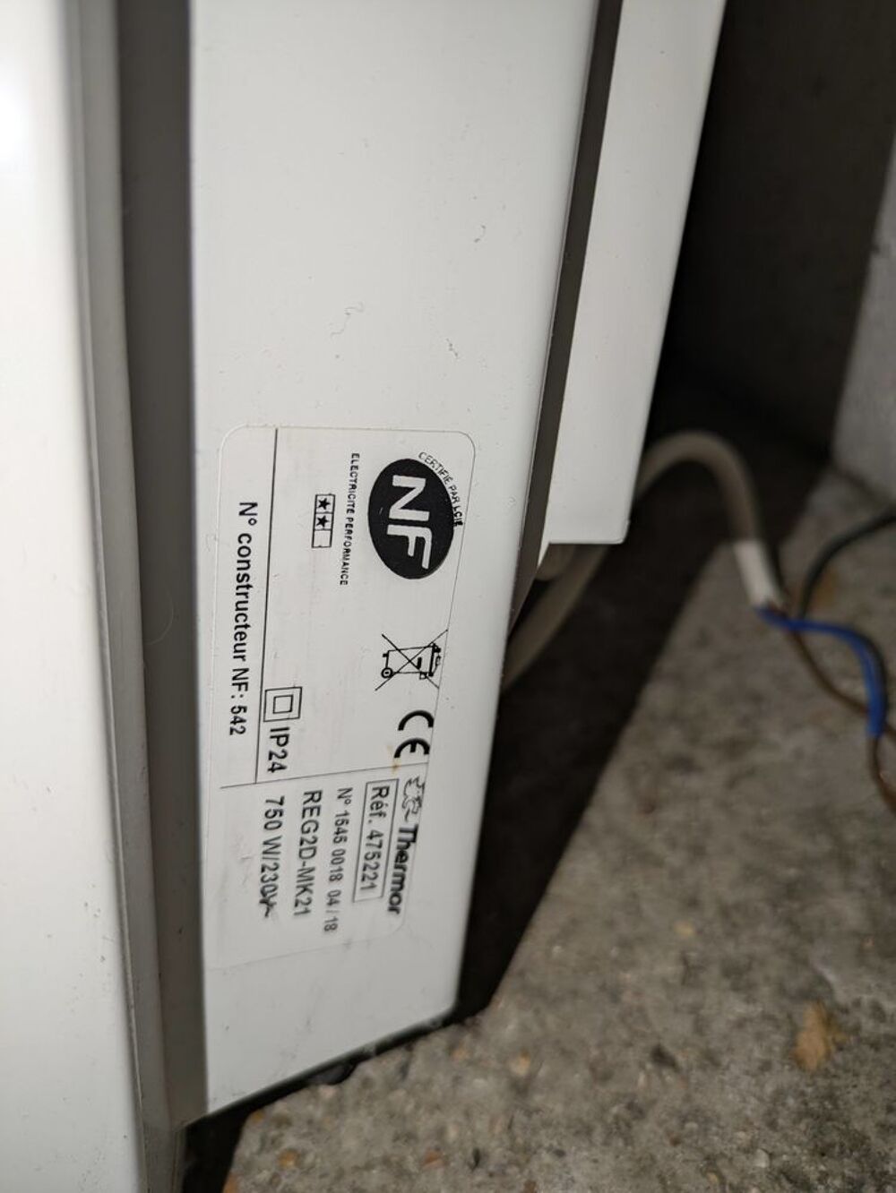 radiateur &eacute;lectrique 750w Bricolage