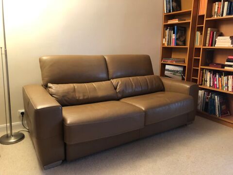 Canap-Lit cuir avec systme d'ouverture rapide 350 Montauroux (83)