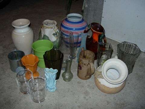 lot de vases 0 Marcoux (42)