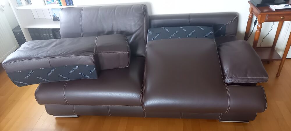 canap&eacute; 2/3 places fixes cuir vachette Meubles