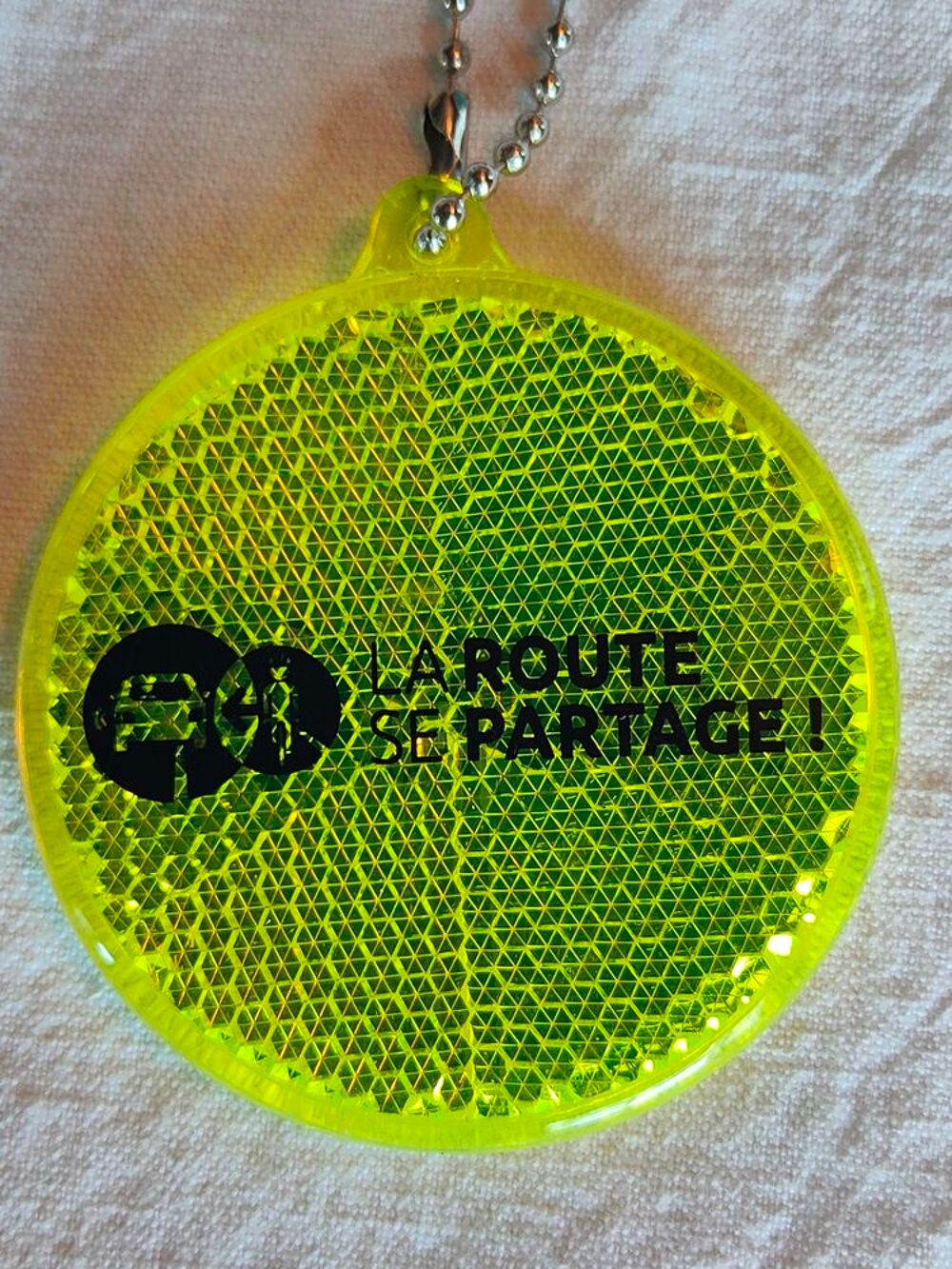Attache porte-clefs la route se partage 