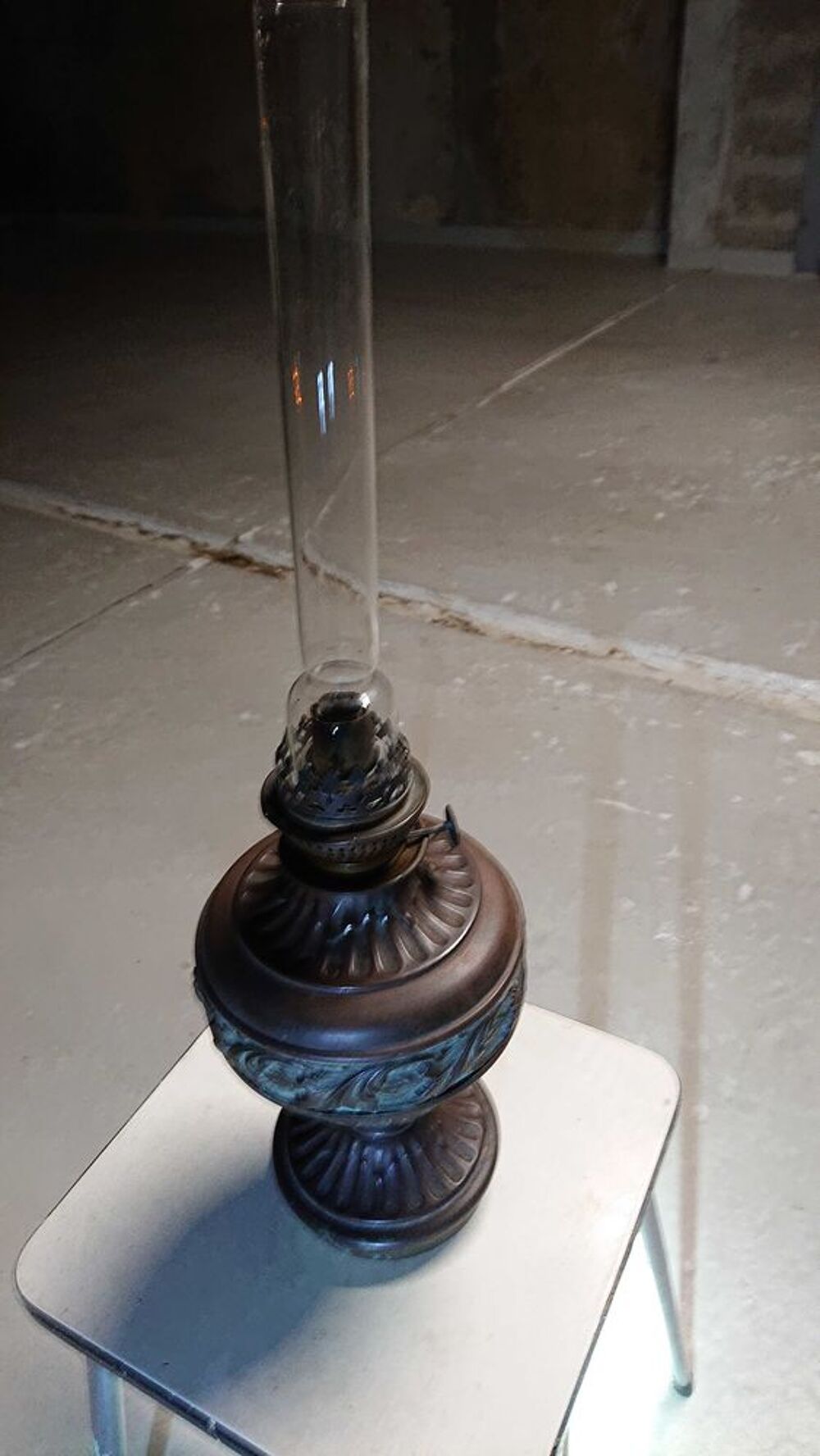 Lampe p&eacute;trole vintage. Décoration