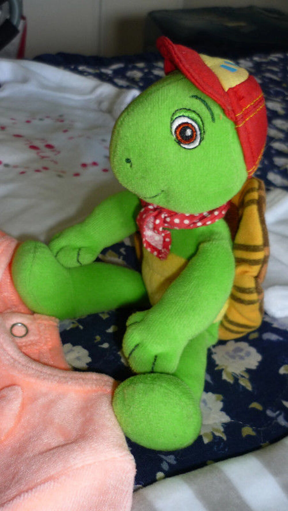 3 Dors-Biens neuf + Cadeau Vêtements enfants