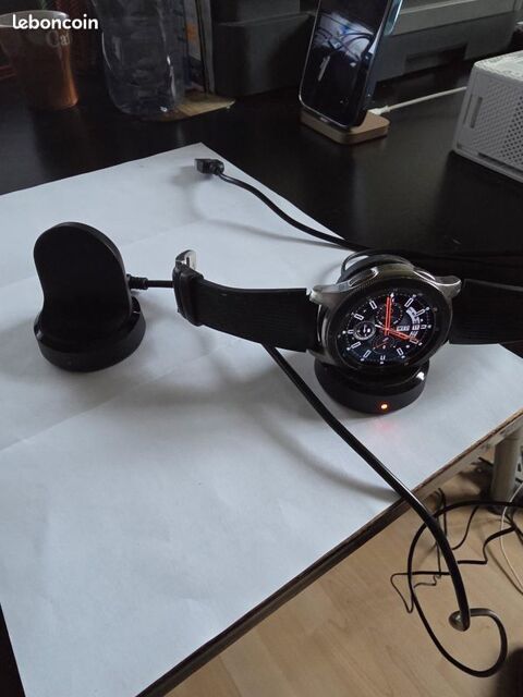 Samsung Galaxy watch avec 2 chargeurs origine Draveil (91)