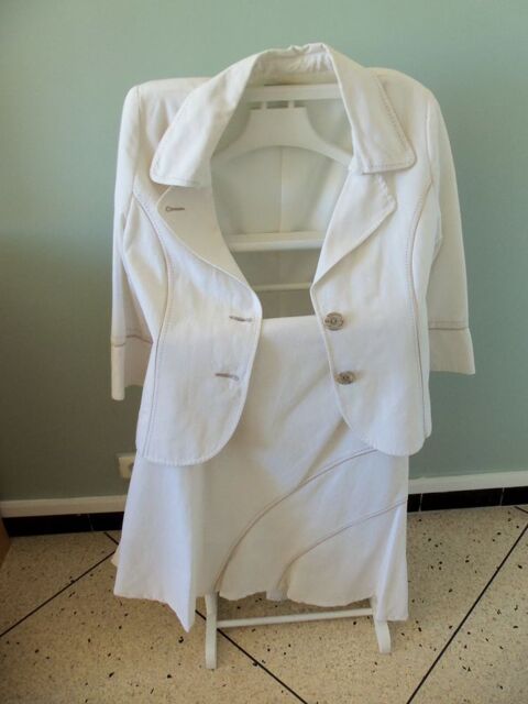 tailleur jupe et veste crmonie  25 Juan Les Pins (06)