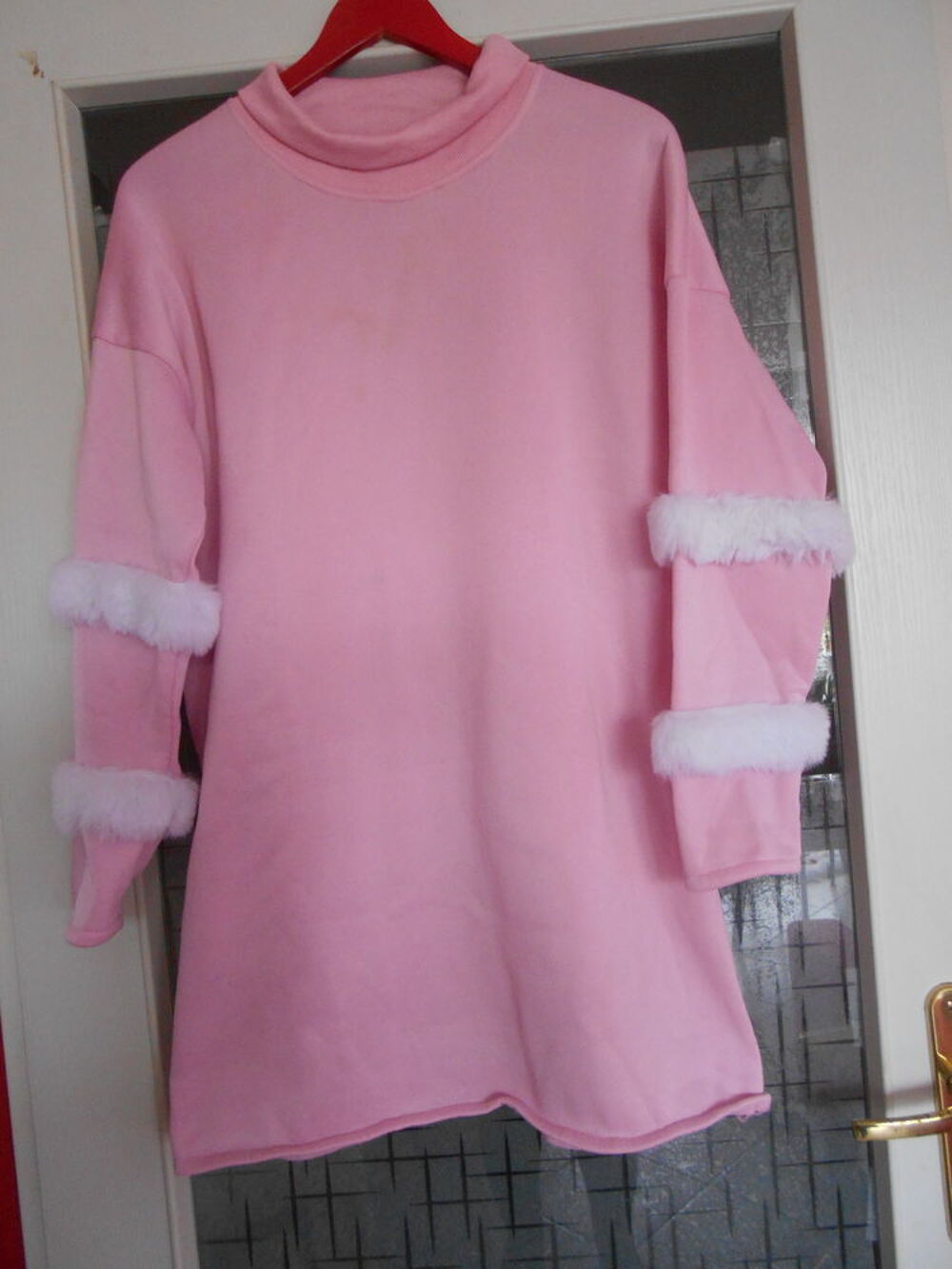 LOT DE VETEMENTS Vêtements