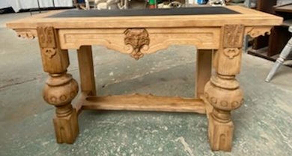 table styl&eacute;e, relook&eacute;e Meubles