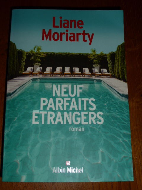 Neuf parfaits trangers Liane Moriarty 5 Rueil-Malmaison (92)