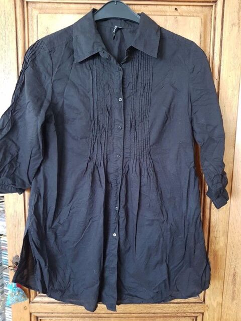 Chemisier noir marque votre mode neuf taille 42 mesure aisse 8 Viriat (01)